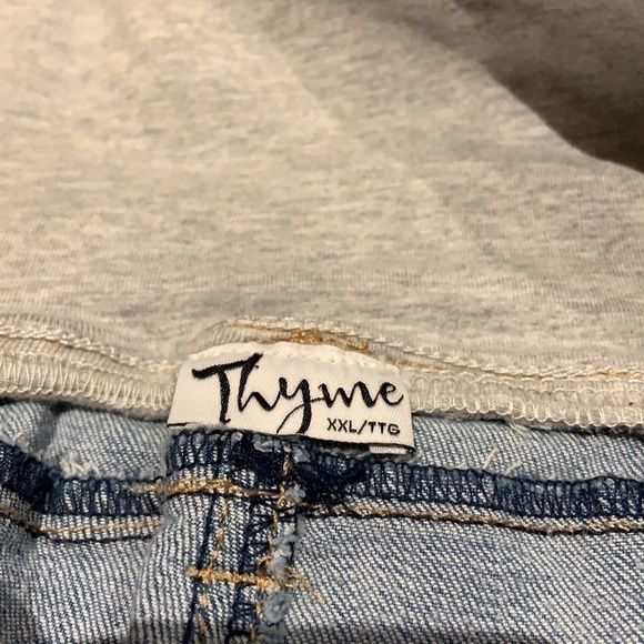 Thyme Maternity medium/light wash jeans size XXL pants with a belly band - Picture 7 of 10